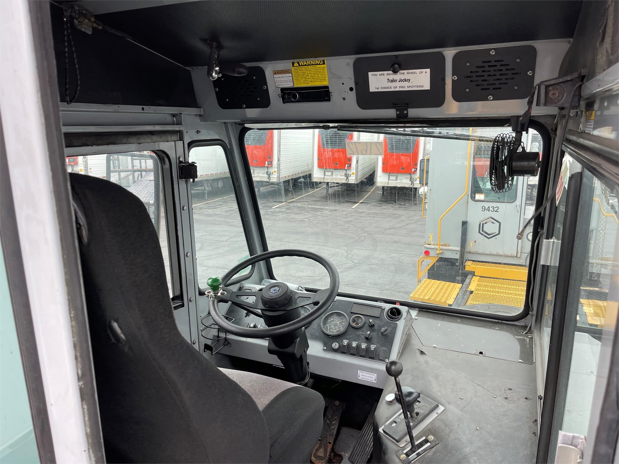 2014 Capacity TJ5000 - image 4