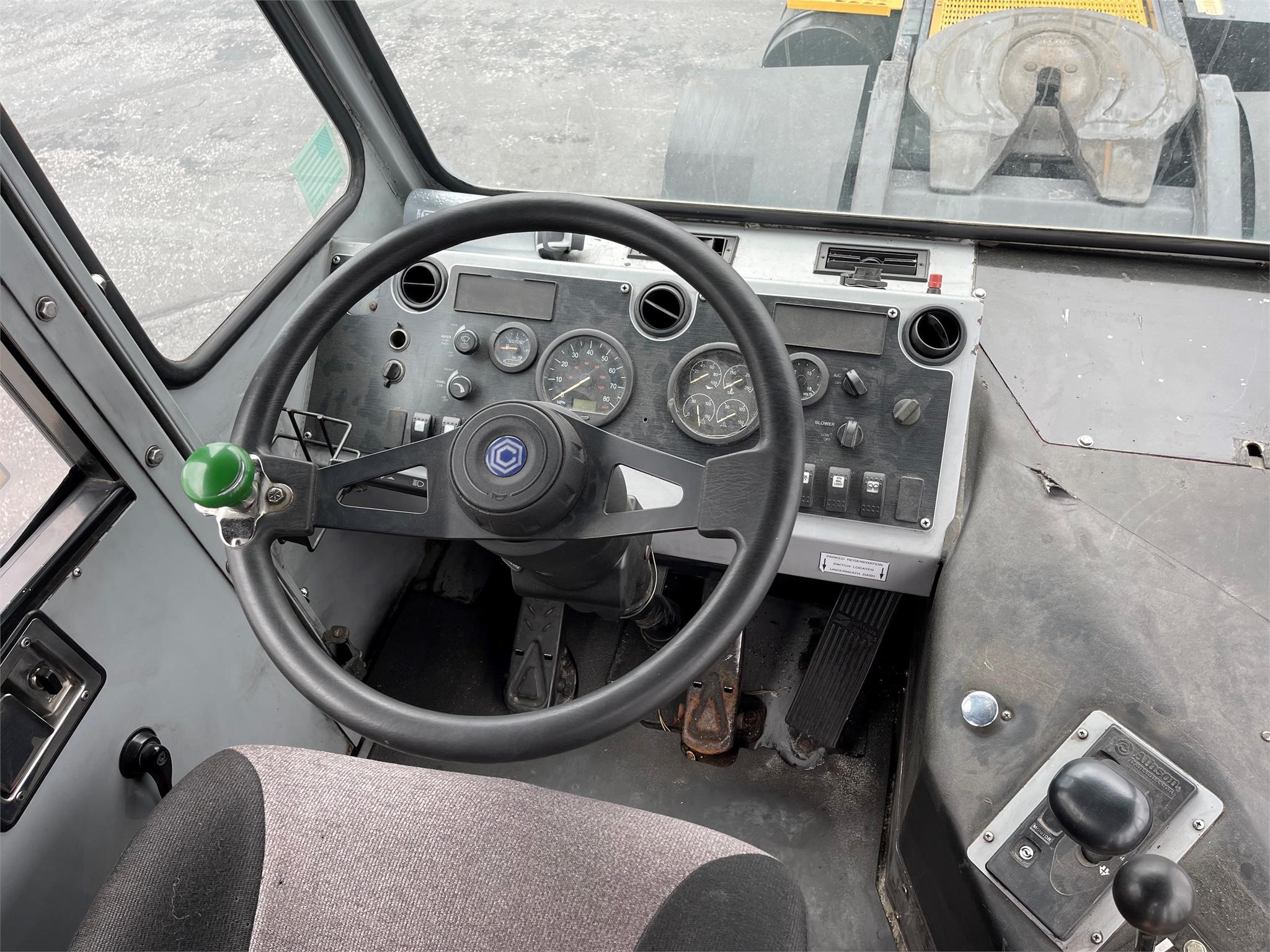 2014 Capacity TJ5000 - image 5