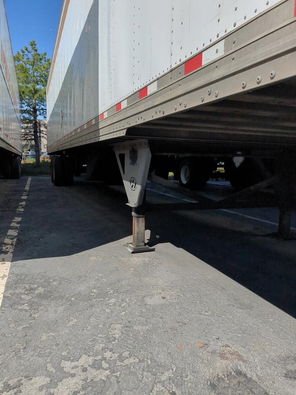 2016 HYUNDAI DRY VAN - image 6 of 6