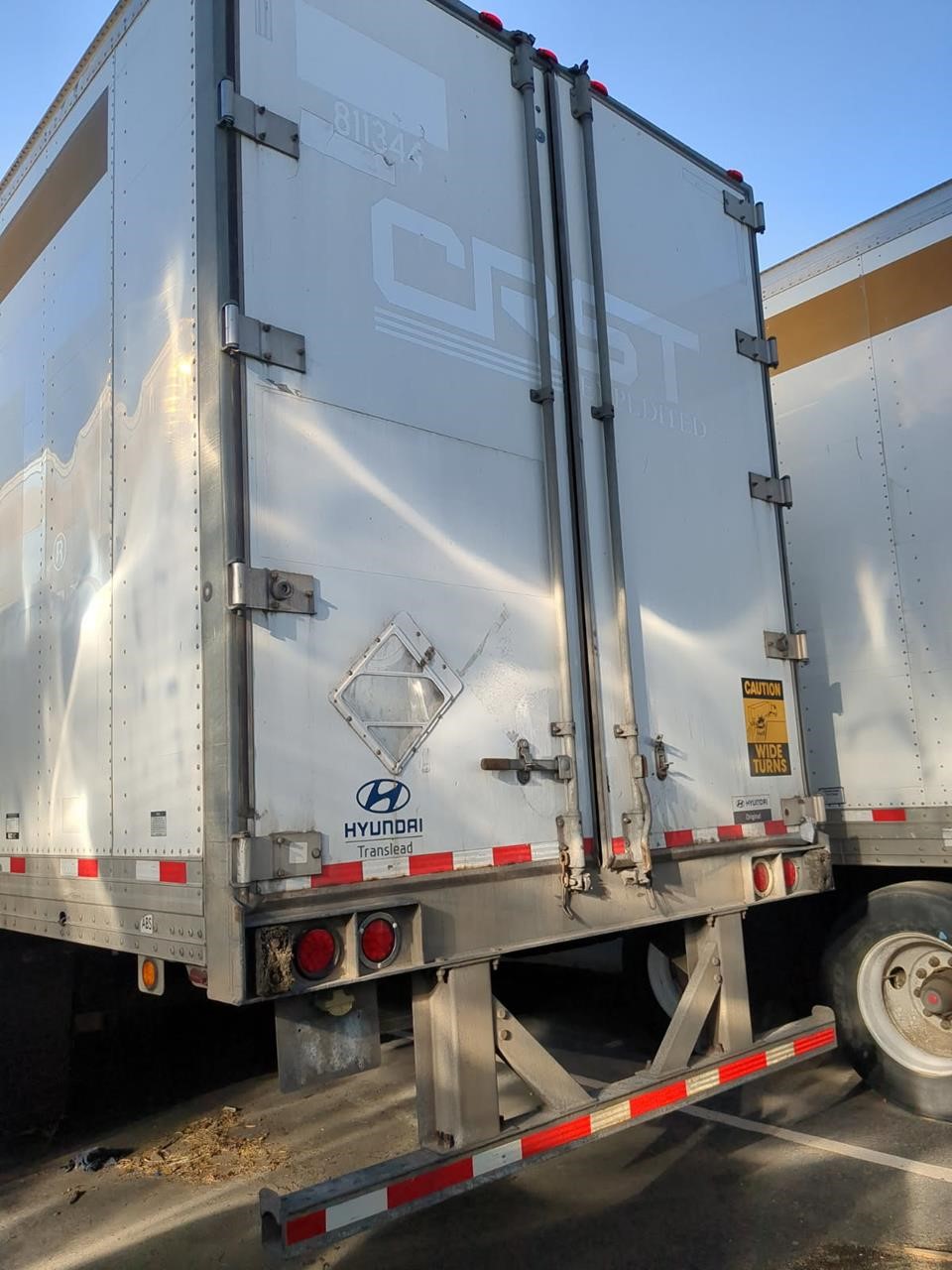 2016 HYUNDAI DRY VAN - image 3 of 4