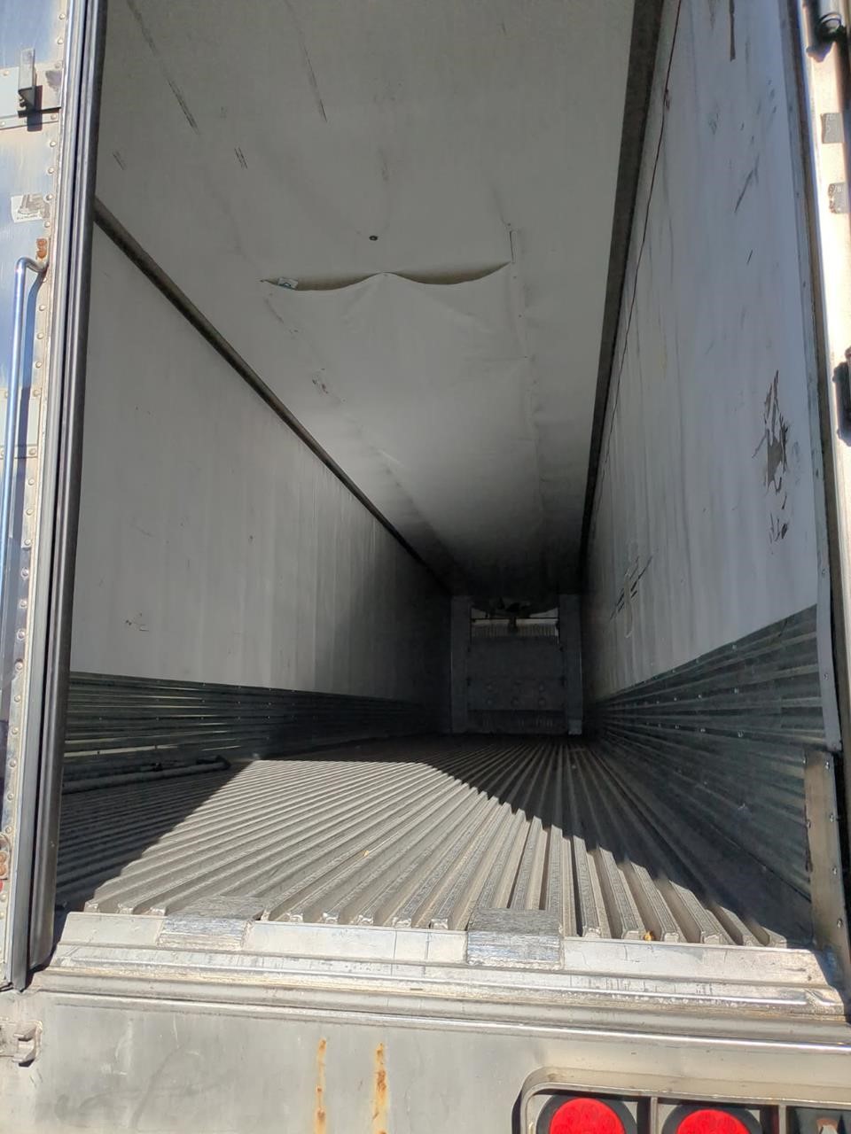2019 UTILITY REEFER - image 2 of 5