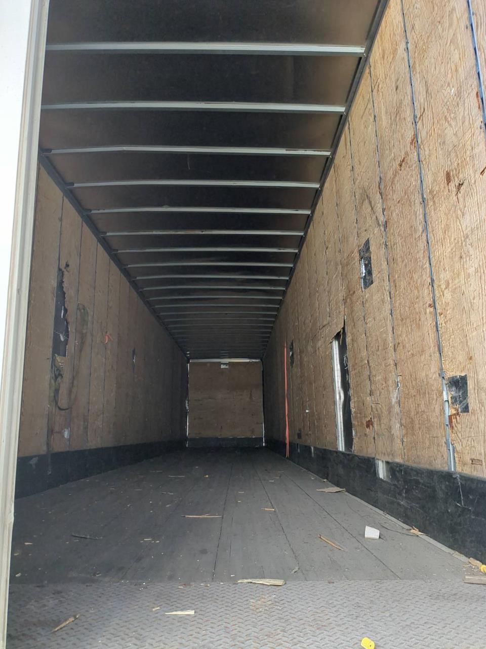 2016 HYUNDAI DRY VAN - image 3 of 6