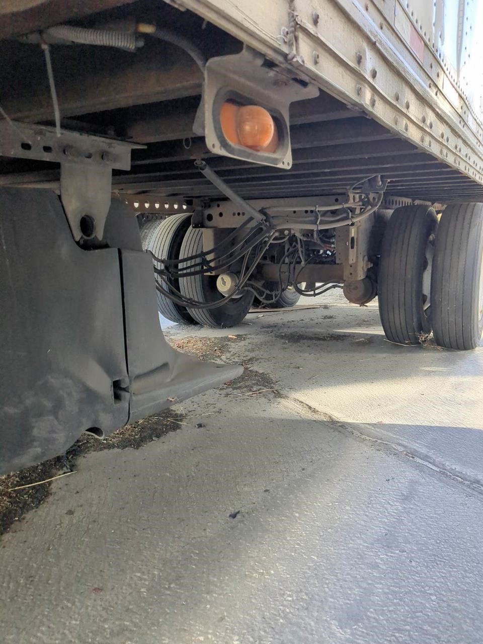 2016 HYUNDAI DRY VAN - image 6 of 6