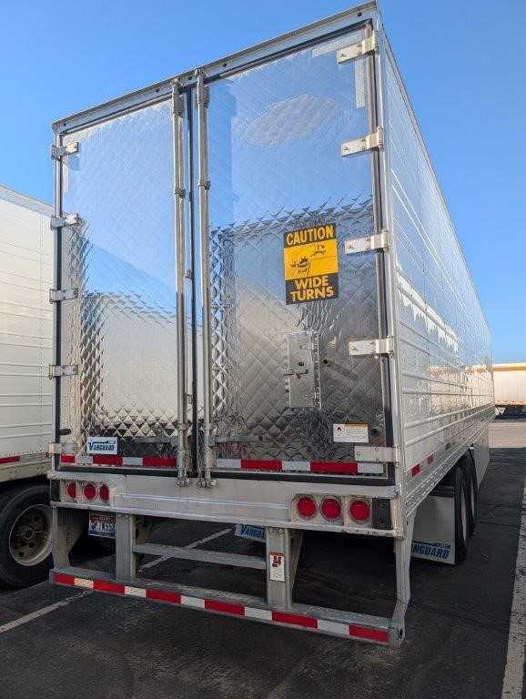 2022 VANGUARD REEFER - image 4 of 5