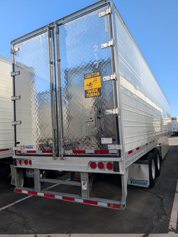 2022 VANGUARD REEFER - image 3 of 5