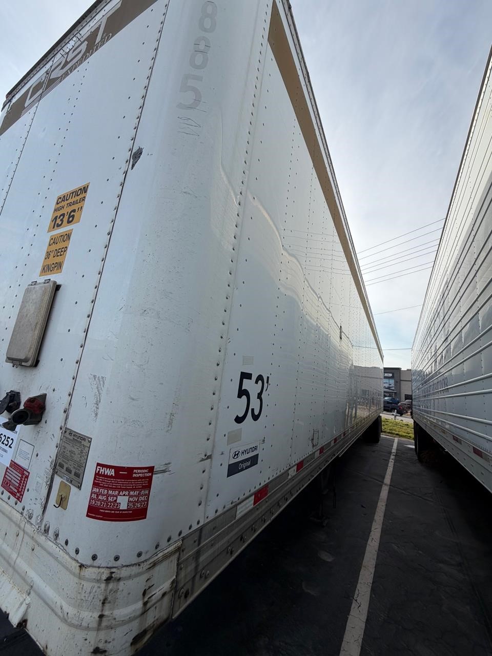 2016 HYUNDAI DRY VAN - image 4 of 5