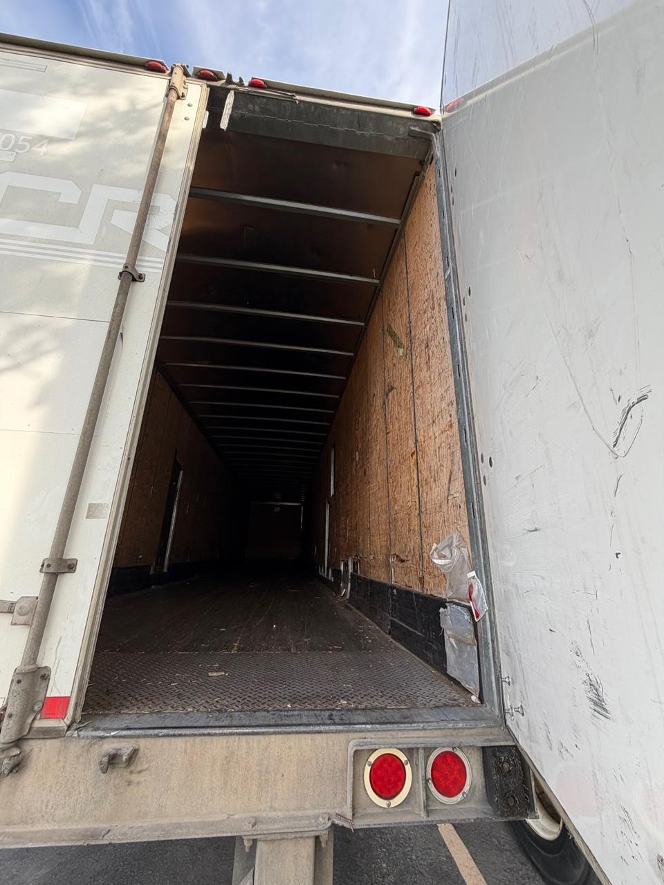 2016 HYUNDAI DRY VAN - image 6 of 6