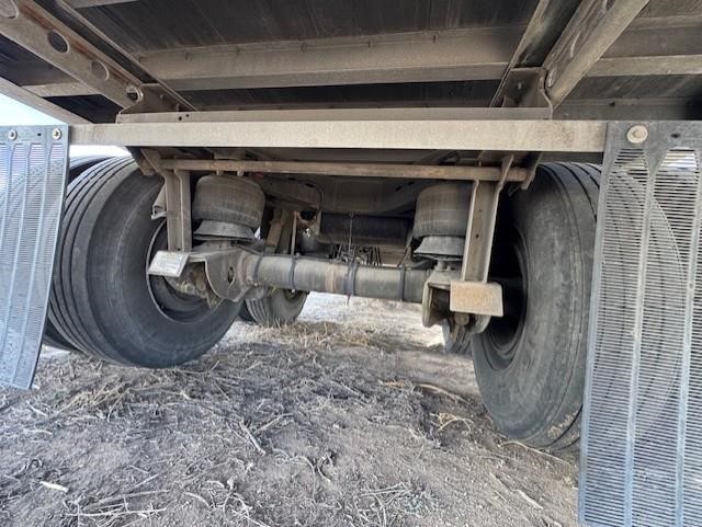 2019 HYUNDAI DRY VAN - image 3 of 6