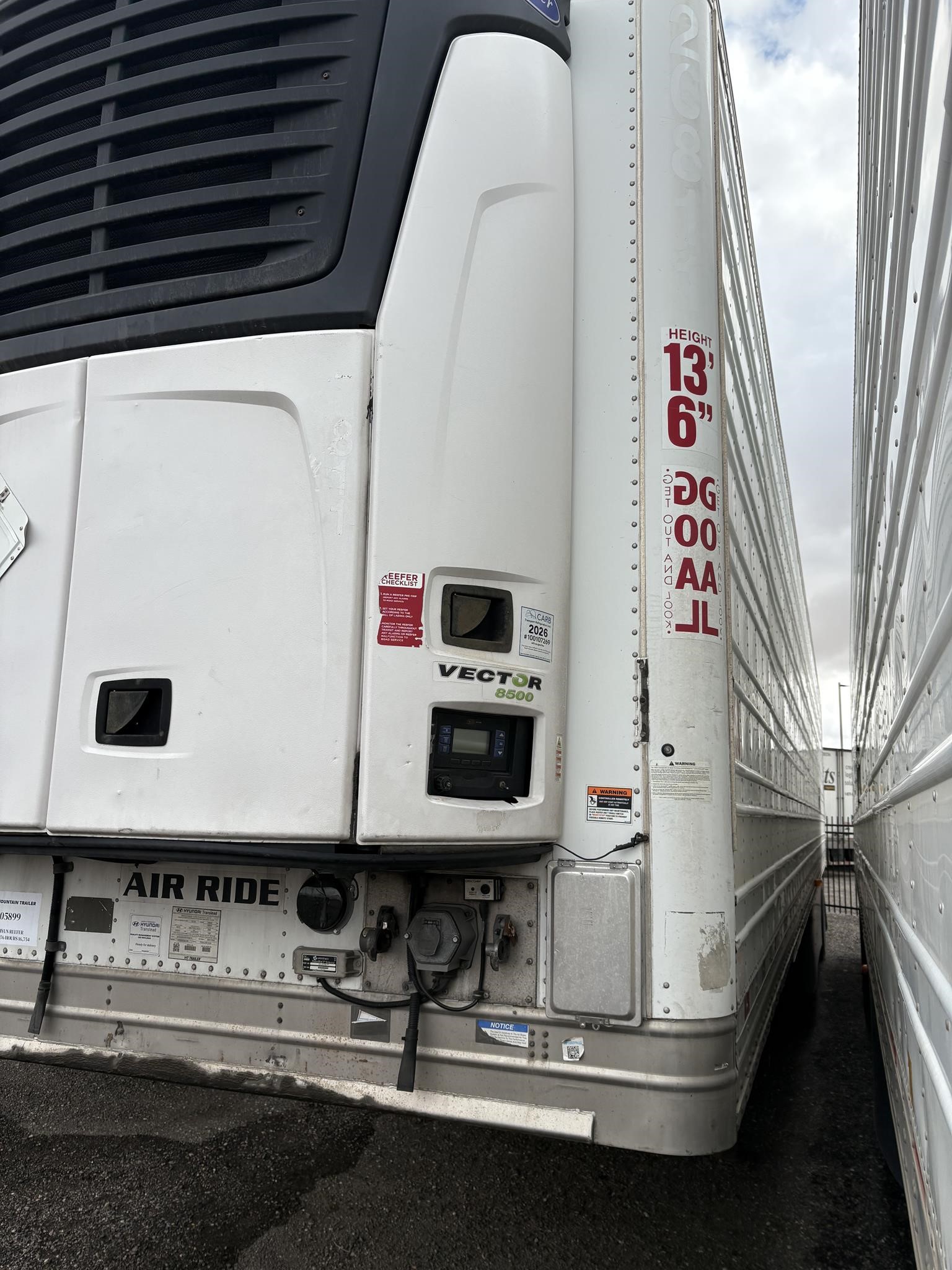 2019 HYUNDAI REEFER - image 4 of 6