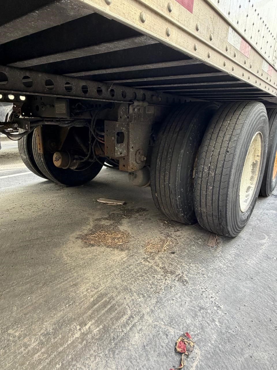 2019 HYUNDAI DRY VAN - image 5 of 6