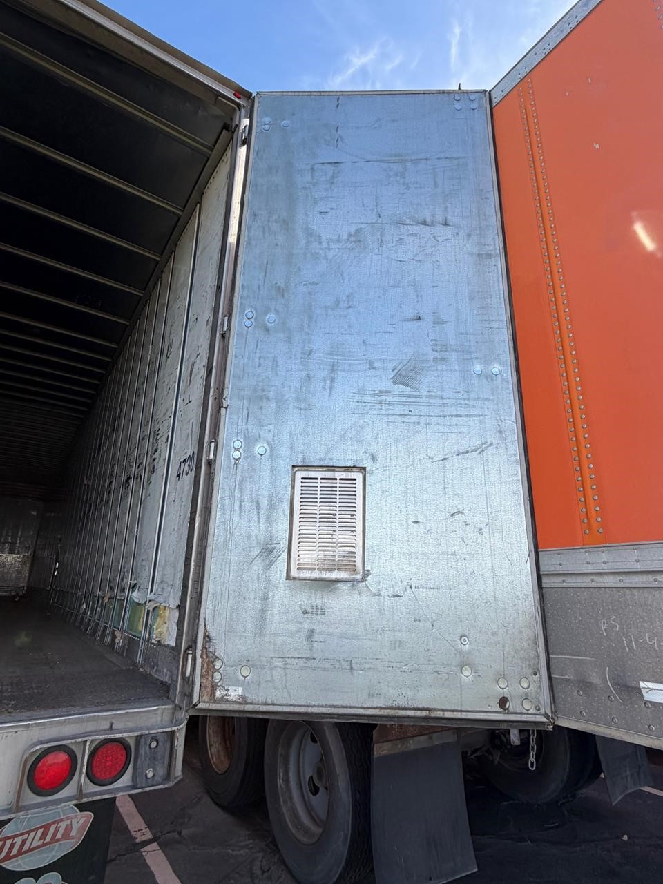 2015 UTILITY DRY VAN - image 2 of 6