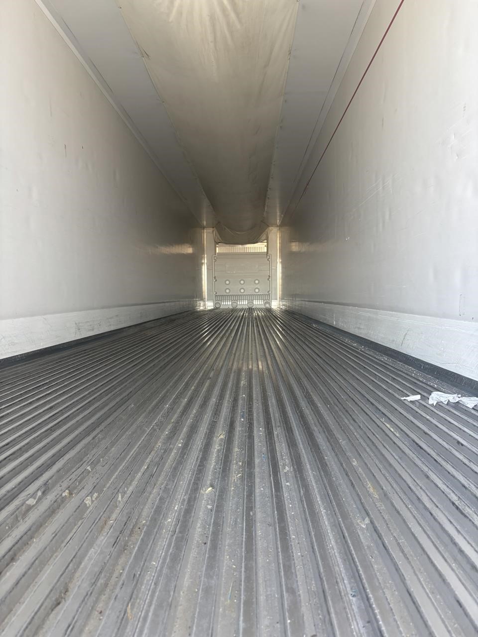 2022 VANGUARD REEFER - image 4 of 6