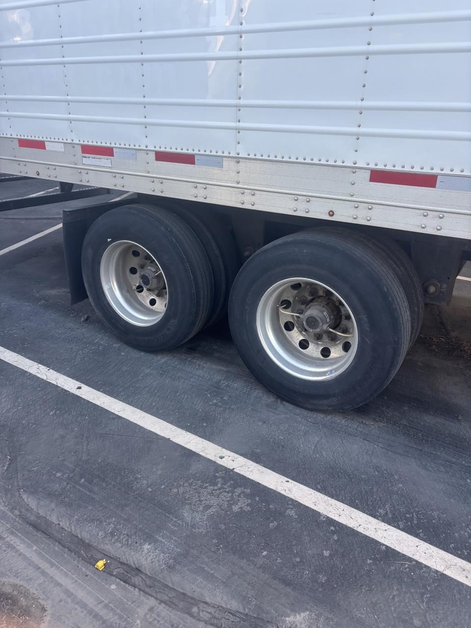 2023 VANGUARD REEFER - image 2 of 6