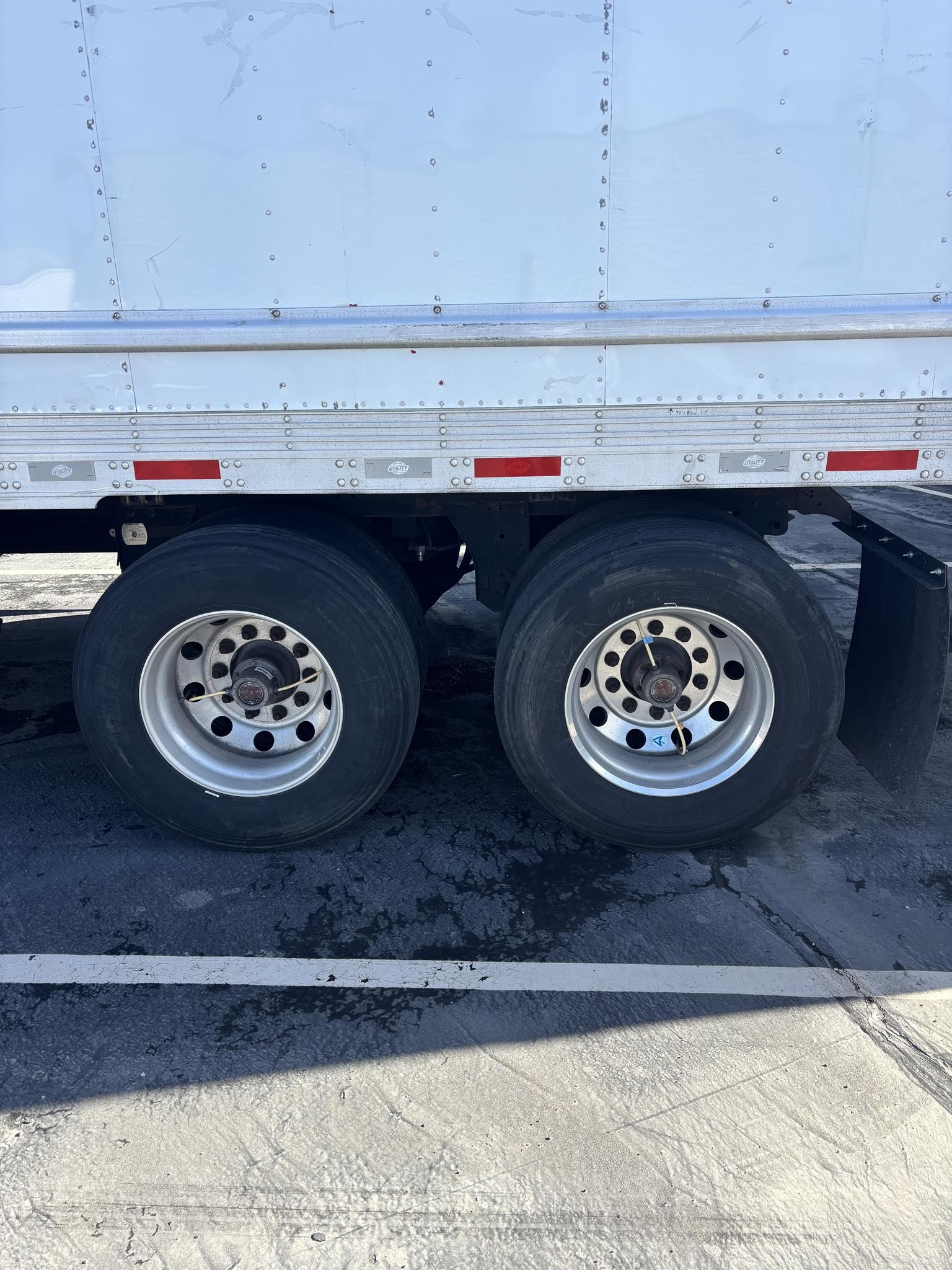 2019 UTILITY REEFER - image 2 of 6