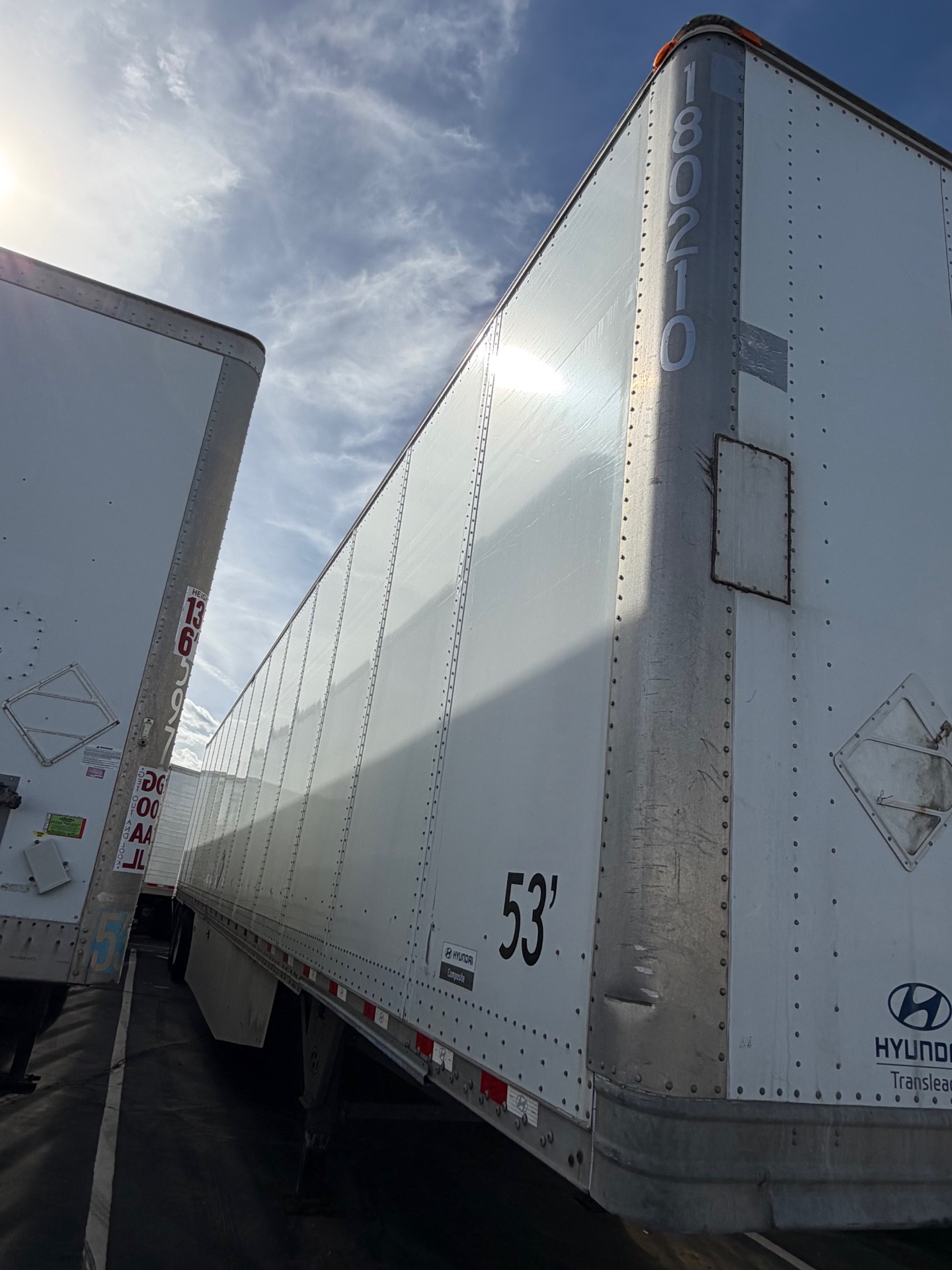 2019 DRY VAN HYUNDAI 2019 DRY VAN HYUNDAI - image 4 of 6