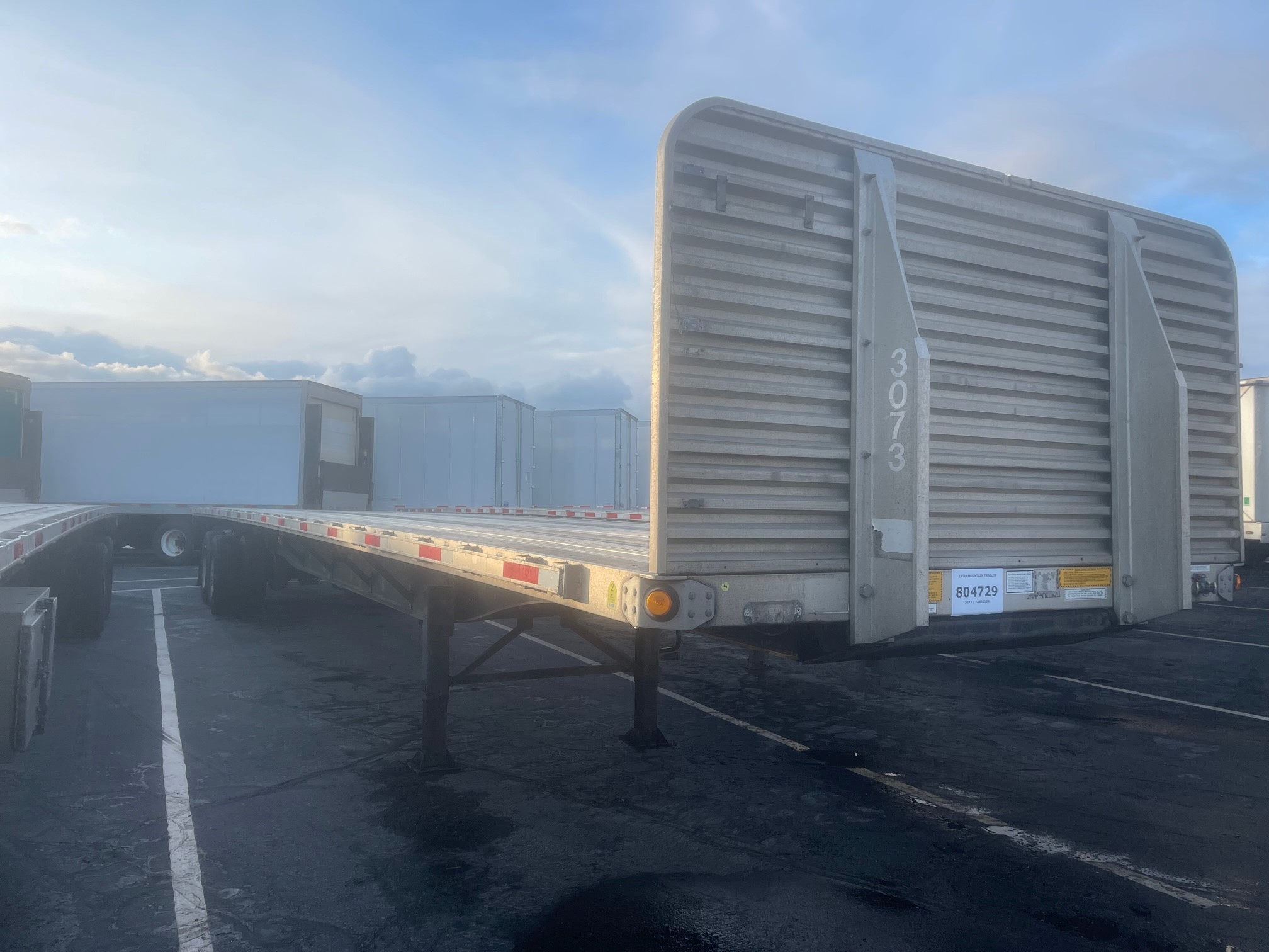 2015 FLATBED UTILITY - image 2 of 6